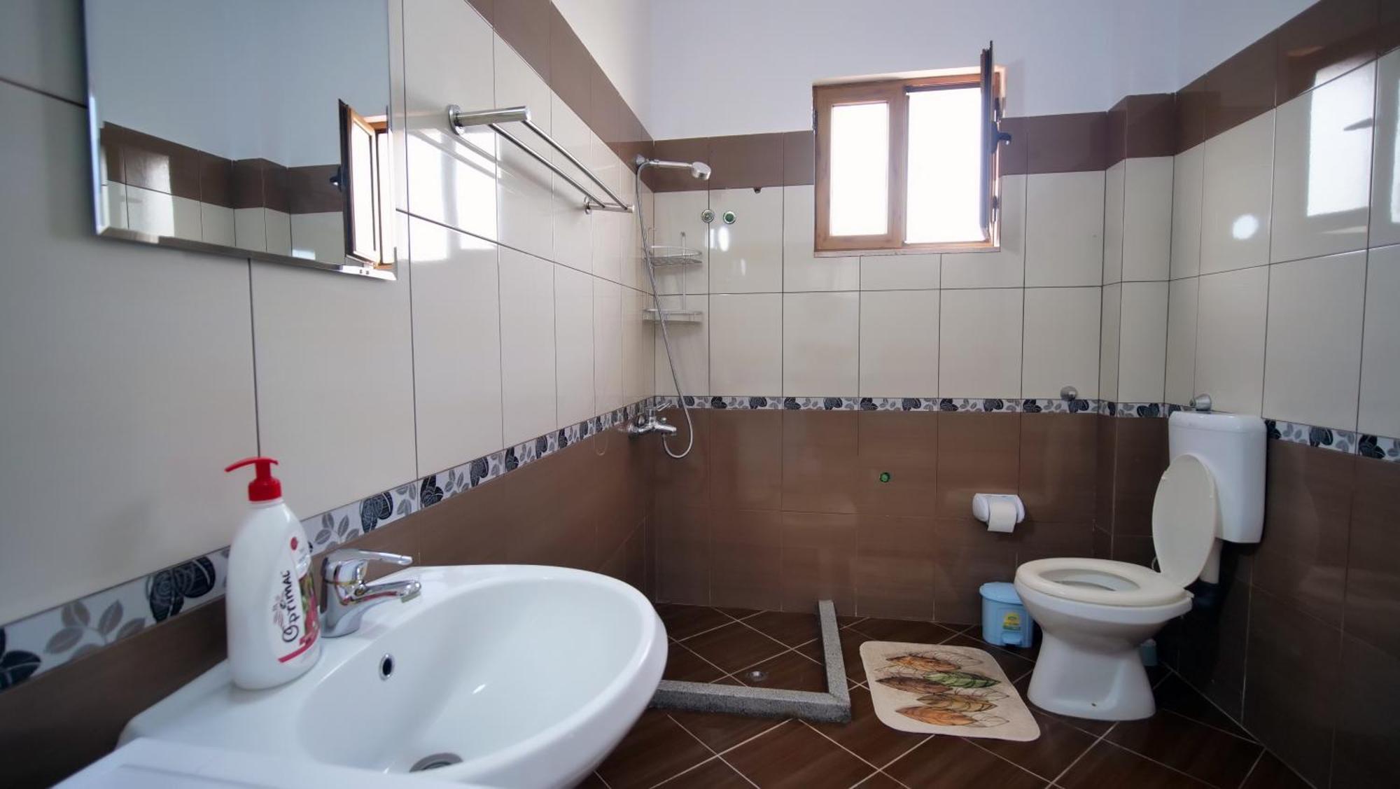 Vila Dean Berat Zewnętrze zdjęcie